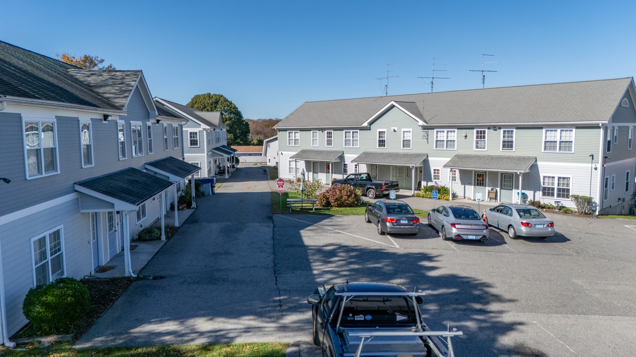 Quaker Estates 1